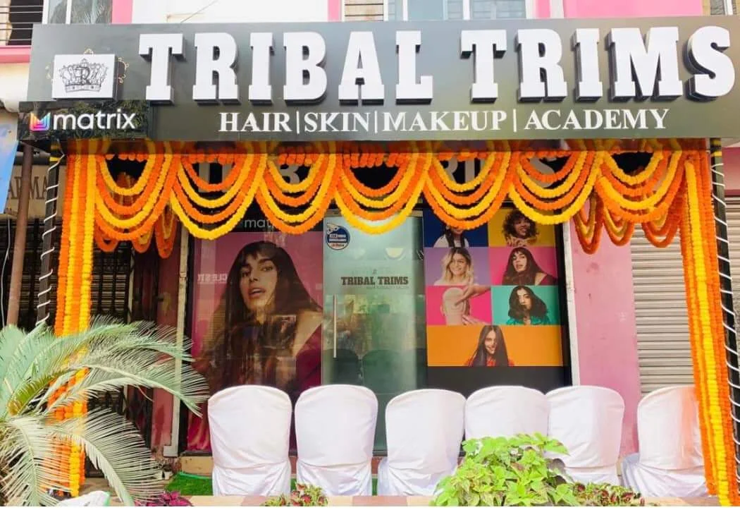 Tribal Trims Salon – Premium Salon Interiors in Kolkata